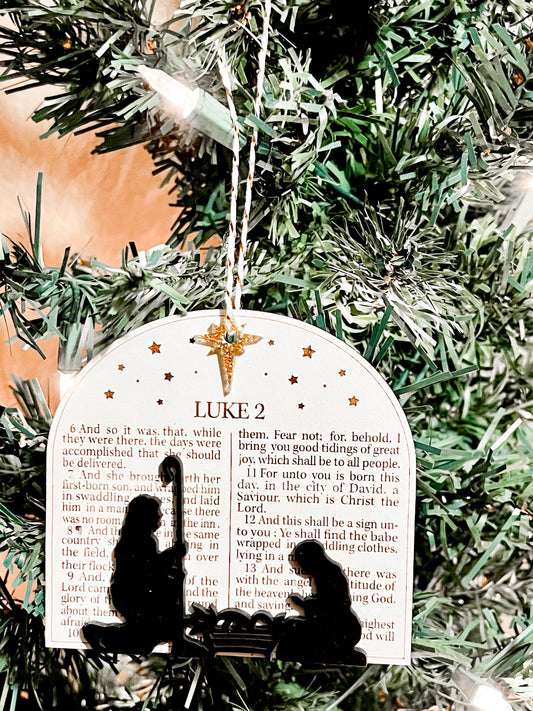 Luke 2 Ornament